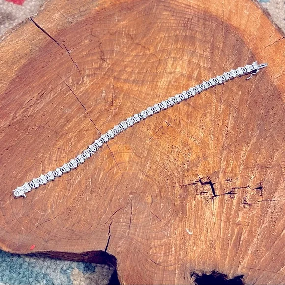 1.02CTW DIAMOND 💎 & Sterling Silver Tennis 🎾 Bracelet ✅GUARENTEED 💯AUTHENTIC - Picture 2 of 11